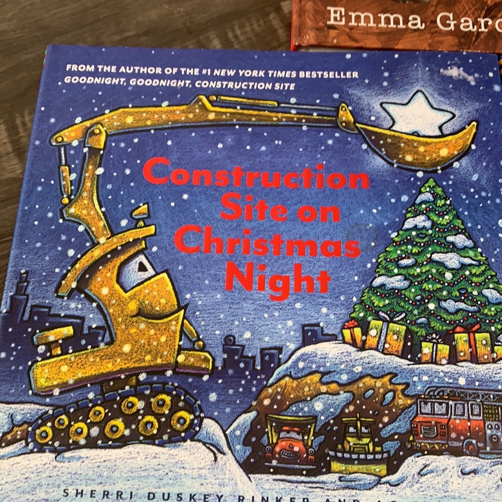 VEUC 3 hardcover preschool books goodnight  construction sight - Picture 2 of 7